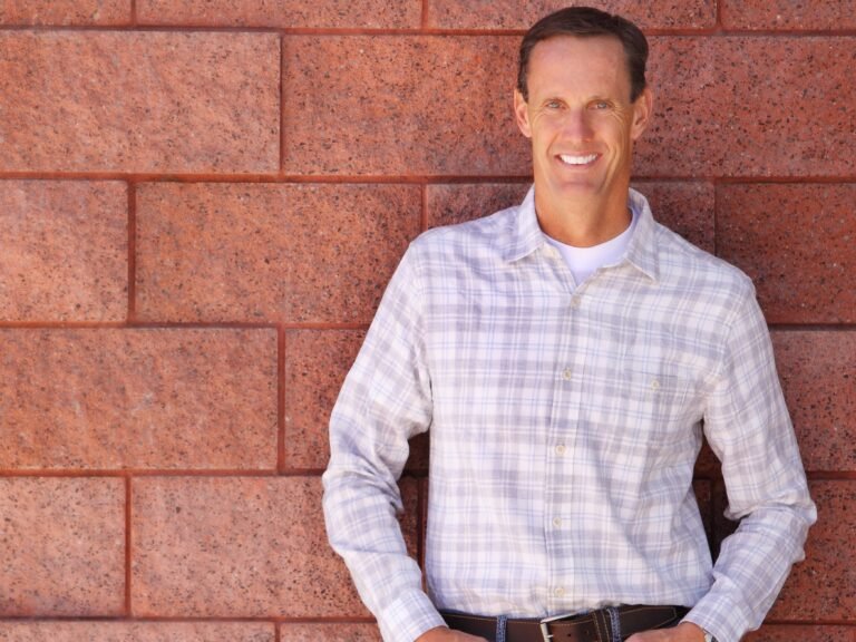 From gumball machines to AI stores: How an entrepreneur followed what's trending to build an 8-figure business