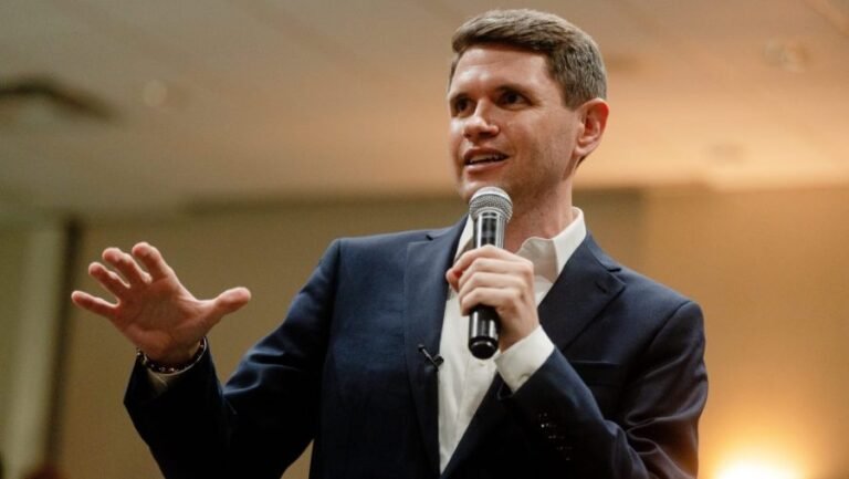 Talarico holds slight lead in Texas Senate race poll