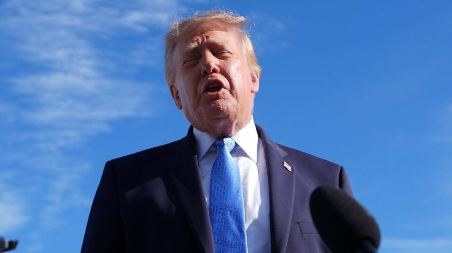 Former White House ethics attorney: Taxpayer-funded ads could be 'impeachable offense'