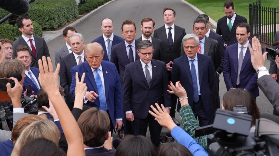 AI firms agree to 'morally binding' self-policing at White House 