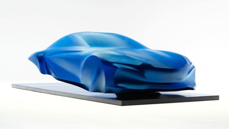 New Alpine A110 teaser and spyshots - pictures