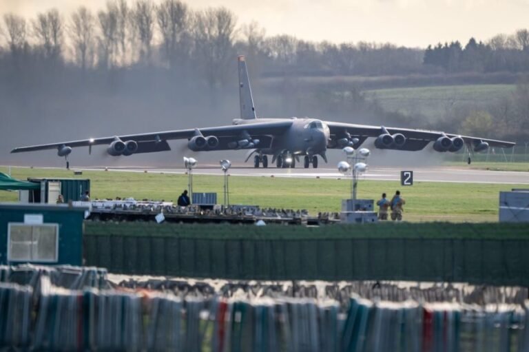 UK police to release 5 men arrested in US air base incident