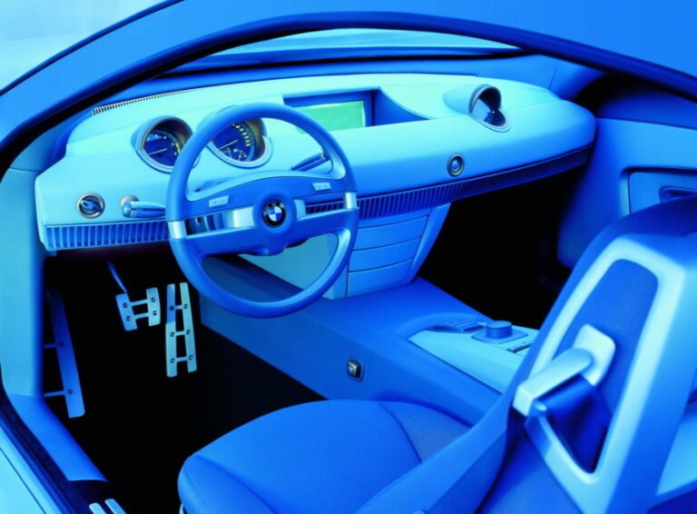 BMW Built A Screen-First Cabin 13 Years Before The Tesla Model S