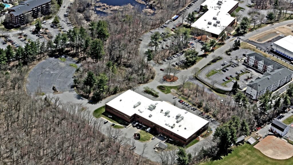 Hendrie Lane JV Acquires Andover Manufacturing Portfolio