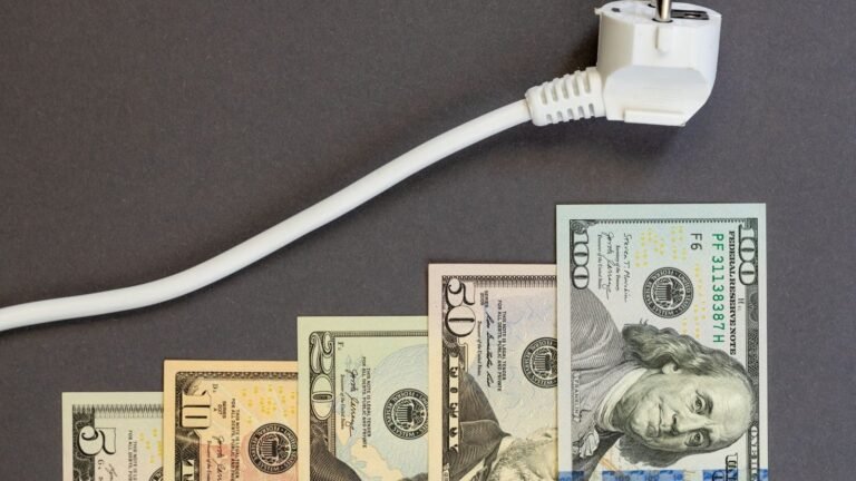 JLL Suggests that Energy Efficiency Can Be a CRE Operating-Cost Advantage
