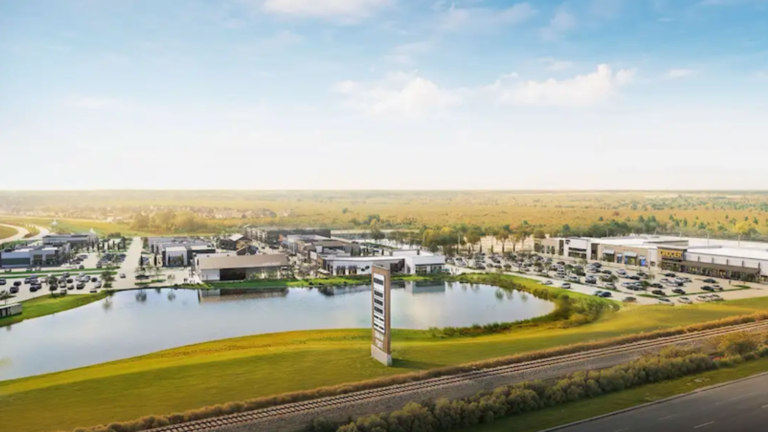 Trademark Inks Financing, to Break Ground on Cypress Retail Center