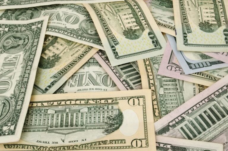 The national debt should be the number one issue in this year's election