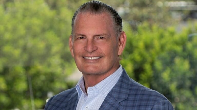 Red Oak Reorganizes as The Oak Companies