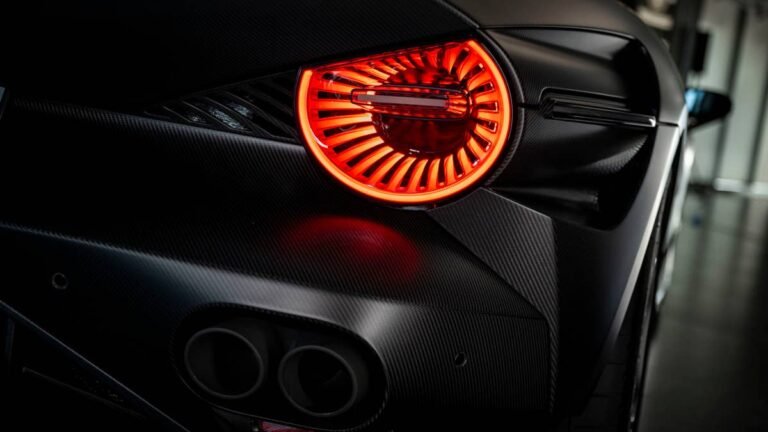 Alfa Romeo Builds the Only All-Black 33 Stradale