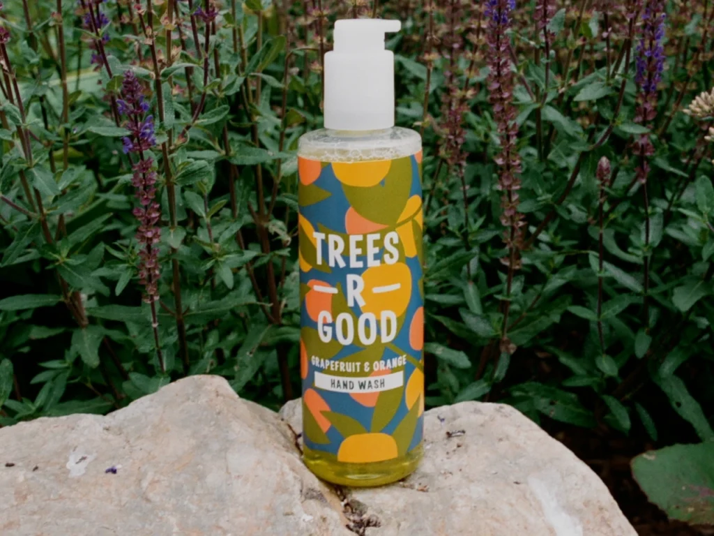 Faith In Nature turns a '90s rave anthem into 'Bees R Good' for its first-ever TV ad