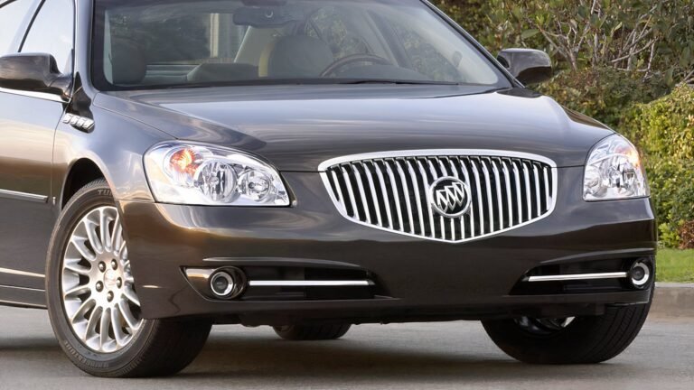 The Buick Lucerne Kept GM's Greatest V6 Engine Alive For One Last Ride