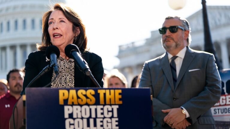 Senate votes to advance bill to regulate college sports, athlete compensation