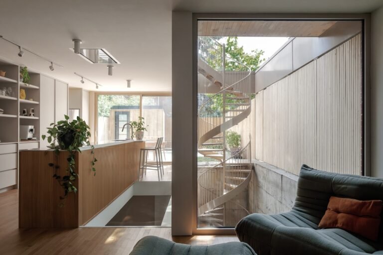 Evey Reorients the Familiar Montreal Triplex From the Inside Out