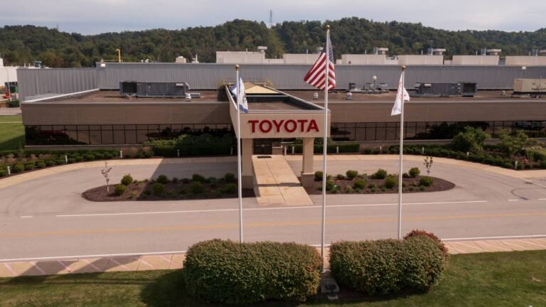 This Toyota Plant Doesn't Build Cars, but It Makes 5,000 Parts a Day