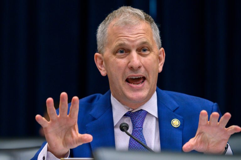 Casten tells Waters he won’t challenge her for Financial Services gavel — but won’t rule it out publicly
