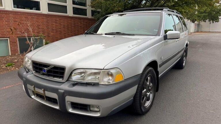 At $4,700, Could You Overlook This Exquisite 2000 Volvo V70 XC's One Major Flaw?