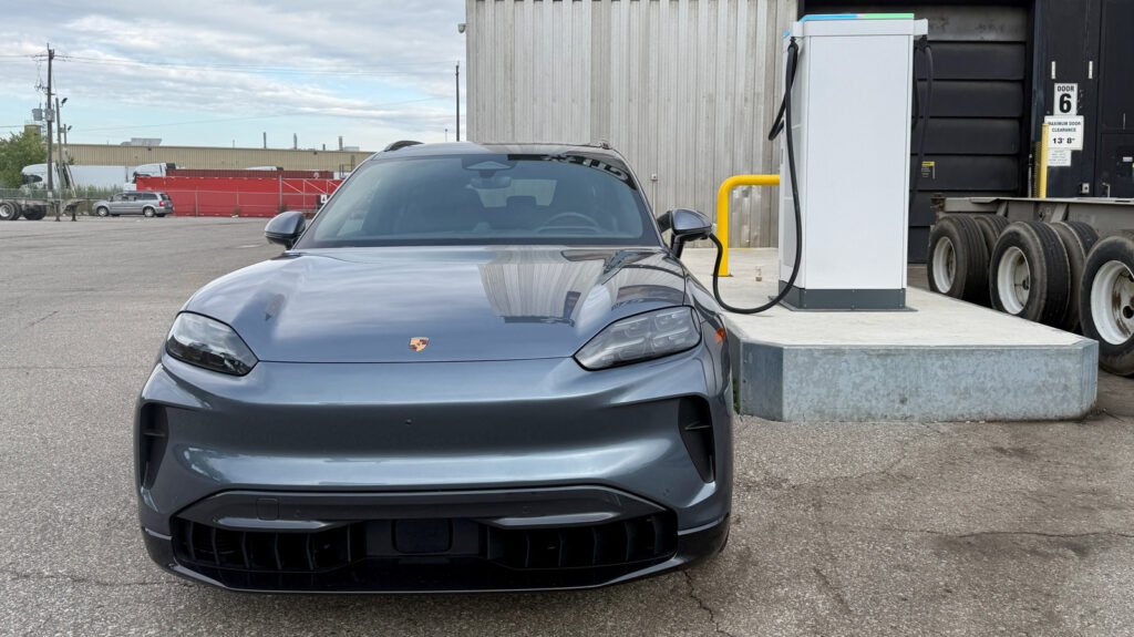I Tested The New Porsche Cayenne EV's 400-kW Charging, And Even Without Reaching The Peak It's Fast As Hell
