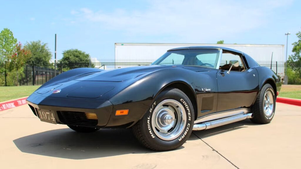 1974 Corvette Comes With 78,000 Miles, And It's Packing A 4-Speed And Final-Year 454 Big Block