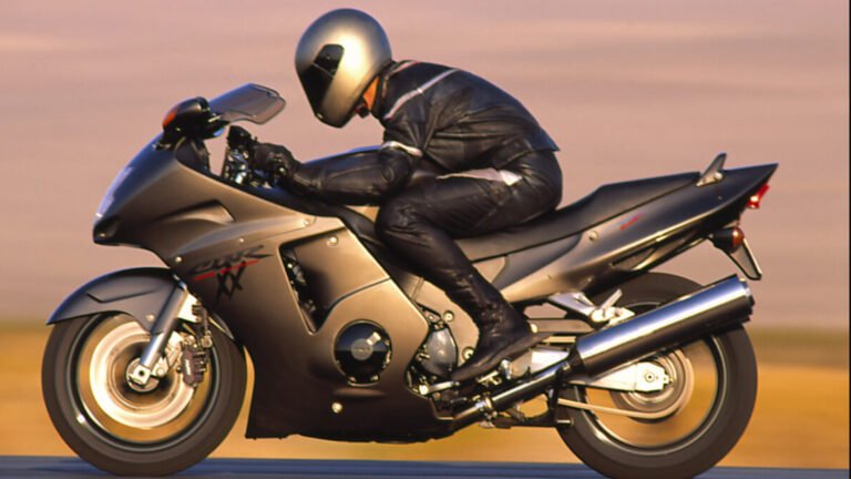 5 Motorcycles Faster Than Honda's CBR1100XX, Once The Fastest Factory Bike Ever Built