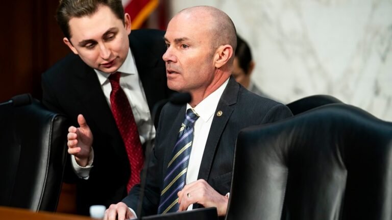 GOP senator blocks move to prevent Trump from tearing down buildings honoring presidents