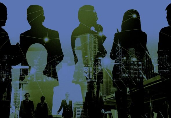 The most powerful network is a diverse one