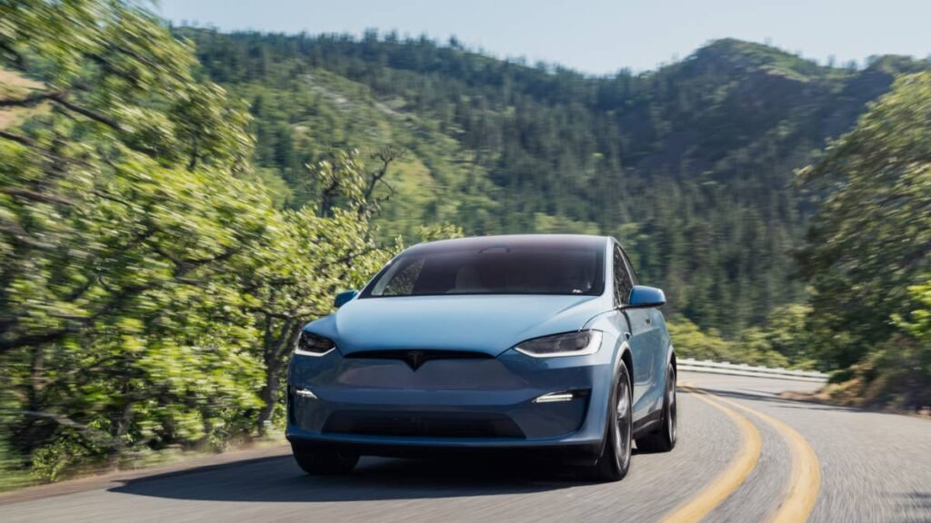 Tesla Lawsuit Claims Autopilot Accelerated So Violently the Tires Burst