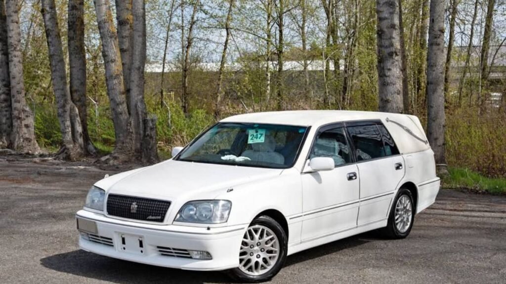 This Turbo 1JZ Toyota Crown Wagon Was Turned Into a Hearse