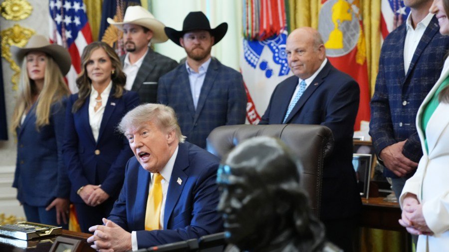 Trump signs controversial beef deal with Brazil, Argentina