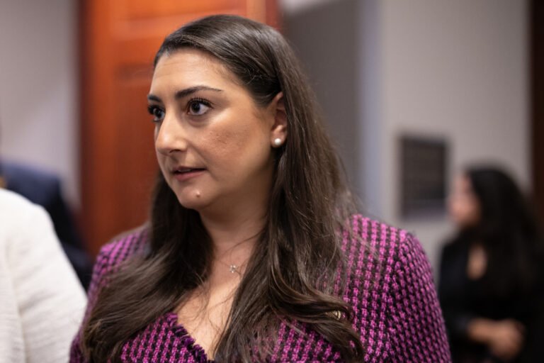 2 House Democrats face off for leadership slot that isn’t even open yet