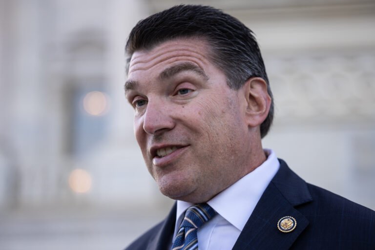 Bipartisan House duo welcome industry support for their AI safety proposal