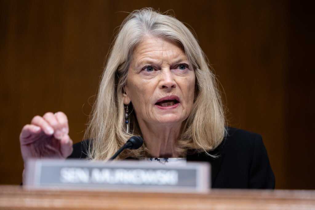 GOP holds the line on Iran despite growing midterm rift with Trump