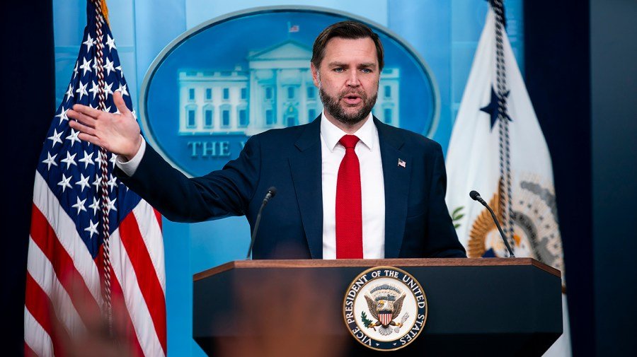 Vance gives briefing room another whirl