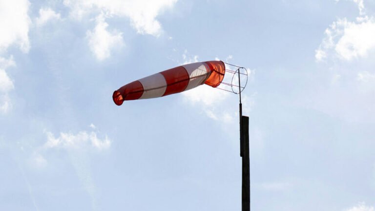 Wind Works: The Atmosphere’s Invisible Energetic Tug-of-War