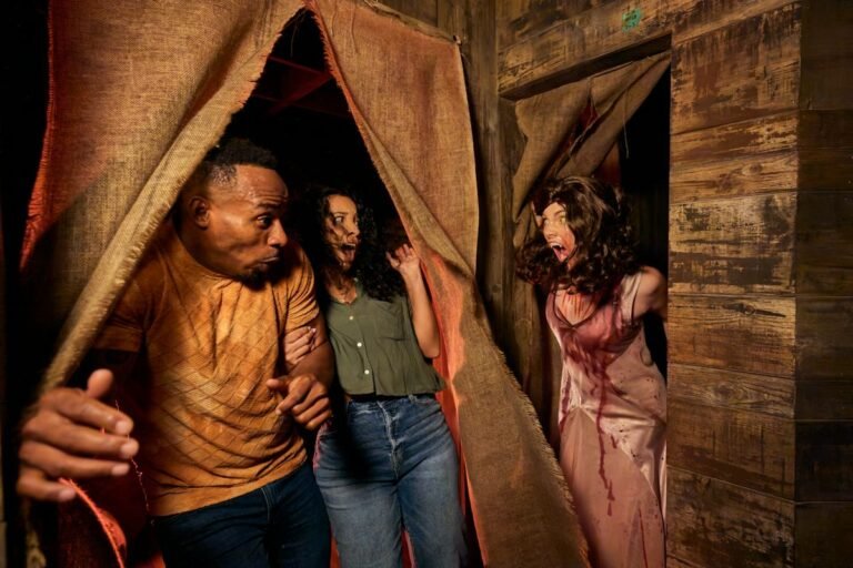 Universal's Scream Early Ticket Is *The* HHN Hack For The Over-40 Crowd