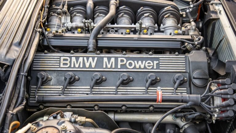 The 286-hp BMW Straight-Six That Every Modern Turbocharged M Engine Is Measured Against