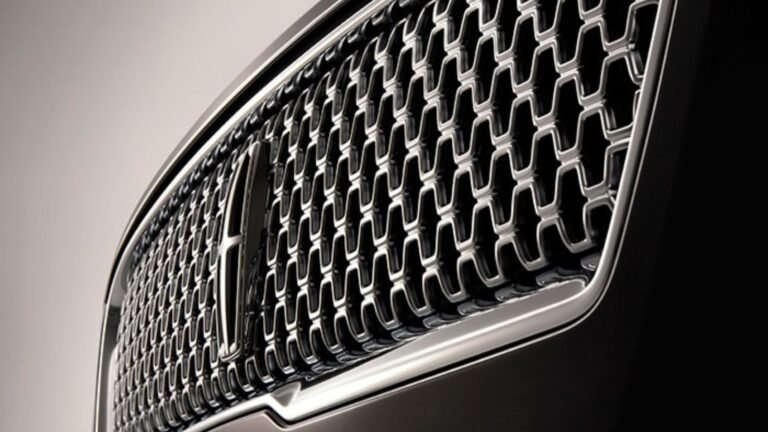 The Twin-Turbo V6 Lincoln MKZ Borrowed Some Performance Parts From The Final Ford Focus RS