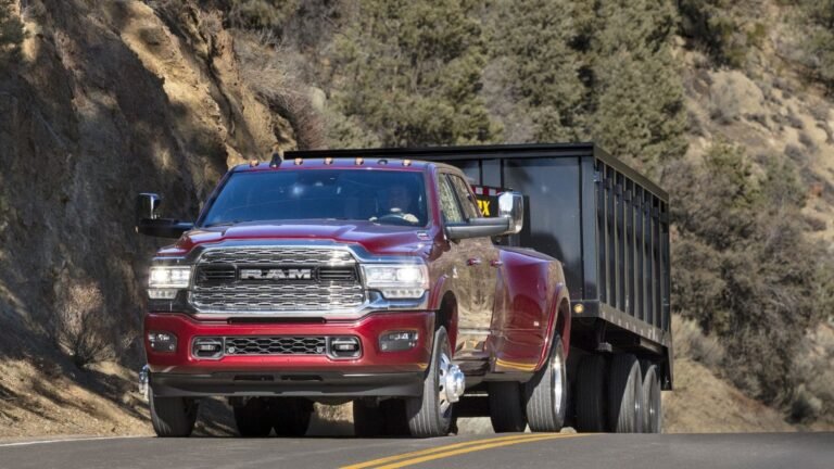 America's Biggest Pickup Trucks Still Have Sketchy Crash Prevention Ratings