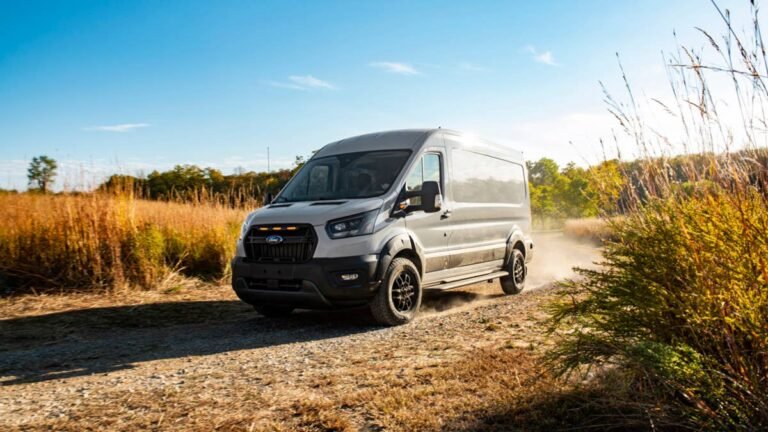 Ford Transit Trail Owners May Get $6,000 Over Rubbing Tires