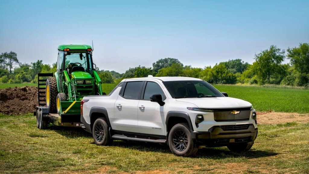 A Fully Loaded 2027 Chevy Silverado EV Costs More Than a Hummer EV