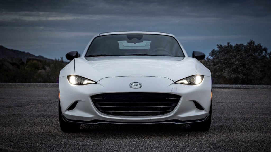 Mazda Executive Doesn't See Anyone Asking For Electric Miatas