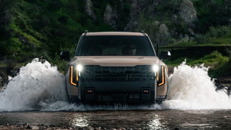 2027 Kia Telluride Hybrid MPG: Efficiency, Pricing, Trims Compared