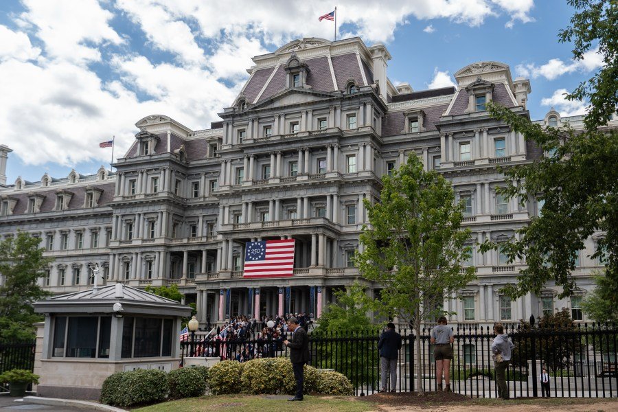 Trump administration says painting Eisenhower building would hurt landmark's history