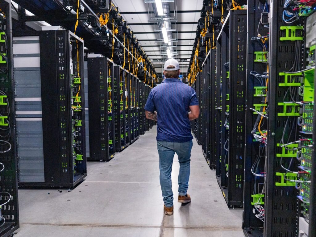 AI was supposed to kill tech jobs. The data on job openings says otherwise.