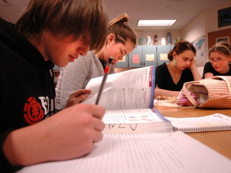 Photos show how classrooms have changed for millennials, Gen Z, and Gen Alpha