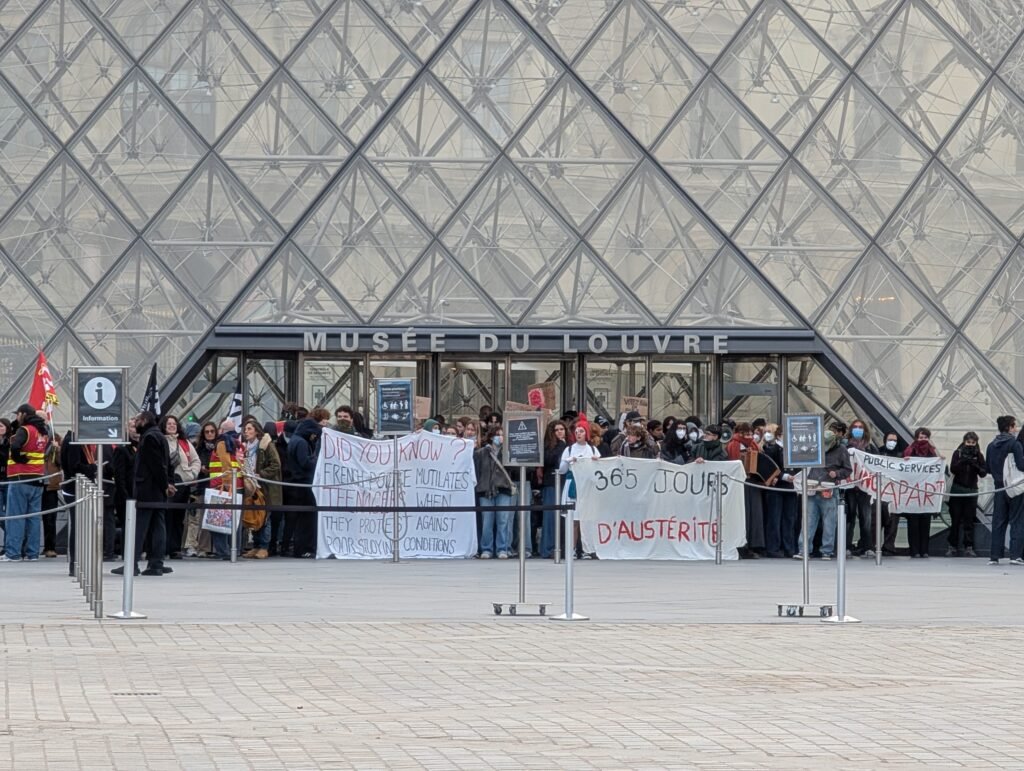 Riots in Paris shut down the world's busiest and most famous museum