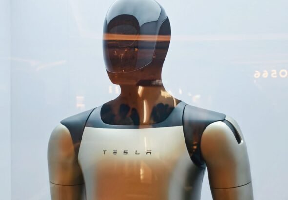 Tesla targets shipping Optimus to customers by the end of 2027
