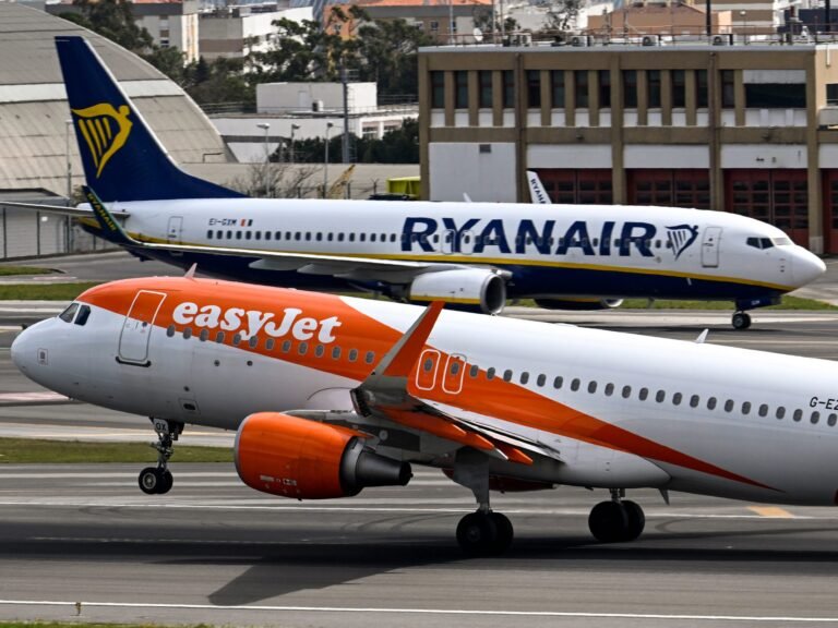EasyJet joins the ranks of budget airlines installing Starlink — and puts pressure on its rival Ryanair