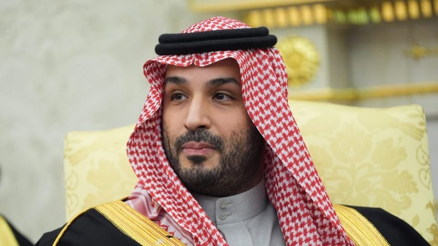 Saudis postpone investment conference until 2027 amid fighting with Houthis