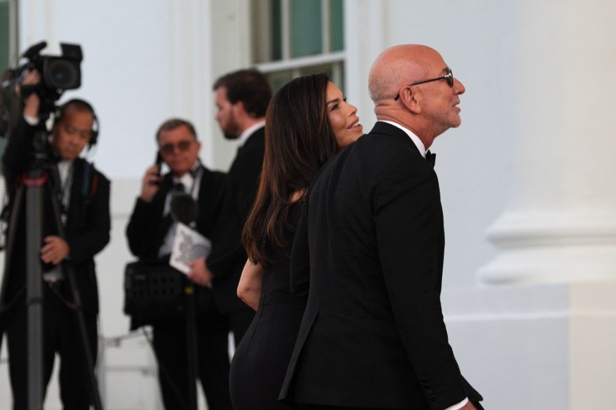 'President Bezos' — primed to save America in 2028?