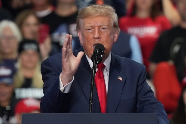 Election time is here, and voters have caught on to con-man Trump